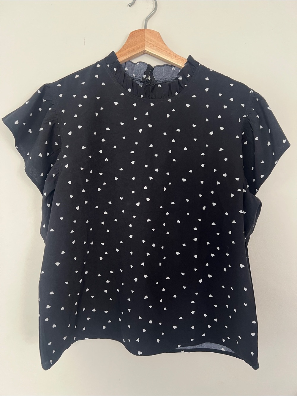 SHEIN Black Short Sleeve Blouse with White Heart Print